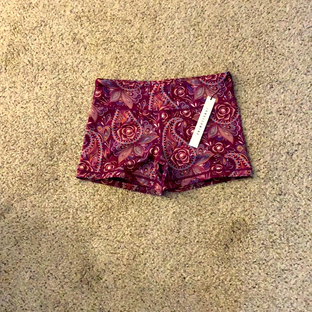 Purple patterned shorts IABMFG 2” no ride never worn